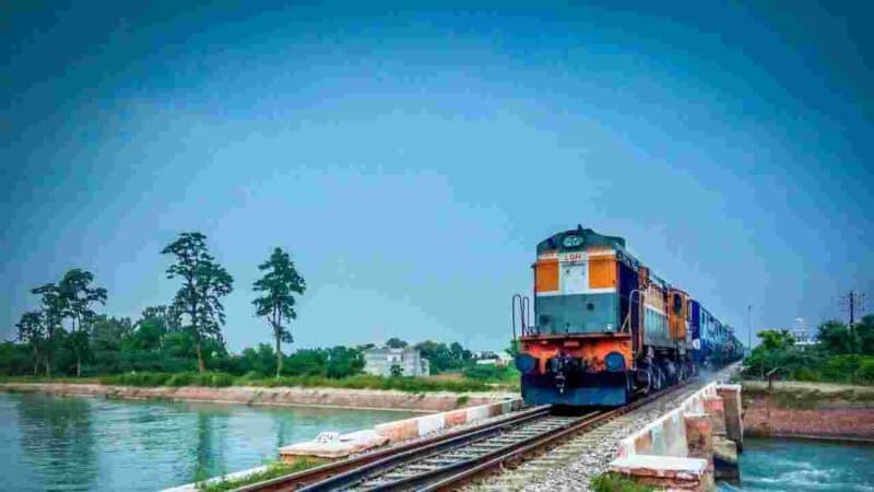 Rail Vikas Nigam Ltd.| जानिए 2024 तक का टारगेट
